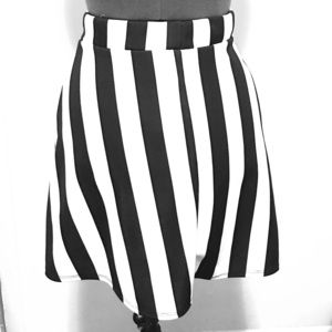 Black and white Skirt